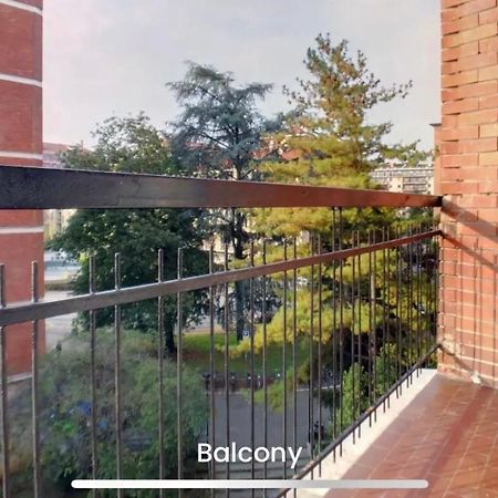 Metro Famagosta - Luminoso Appartamento Con Balcone Free Wifi & Parking Milan Exterior photo